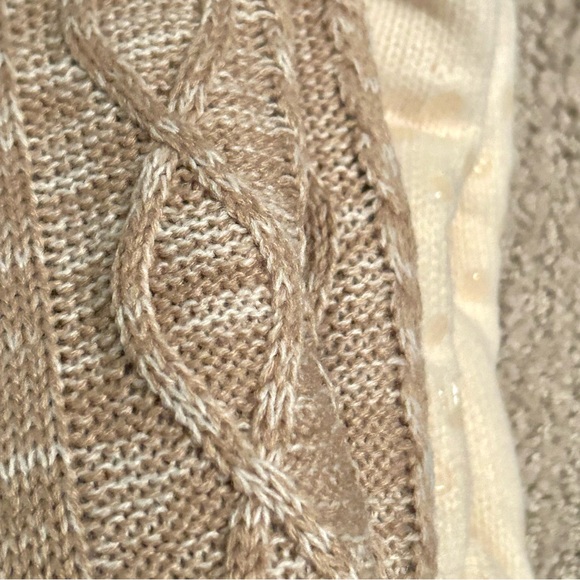 Apana 2-Pack Sherpa-lined, Shea Butter Infused Gripper Knit Lounge Socks. OS NWT - Picture 6 of 13